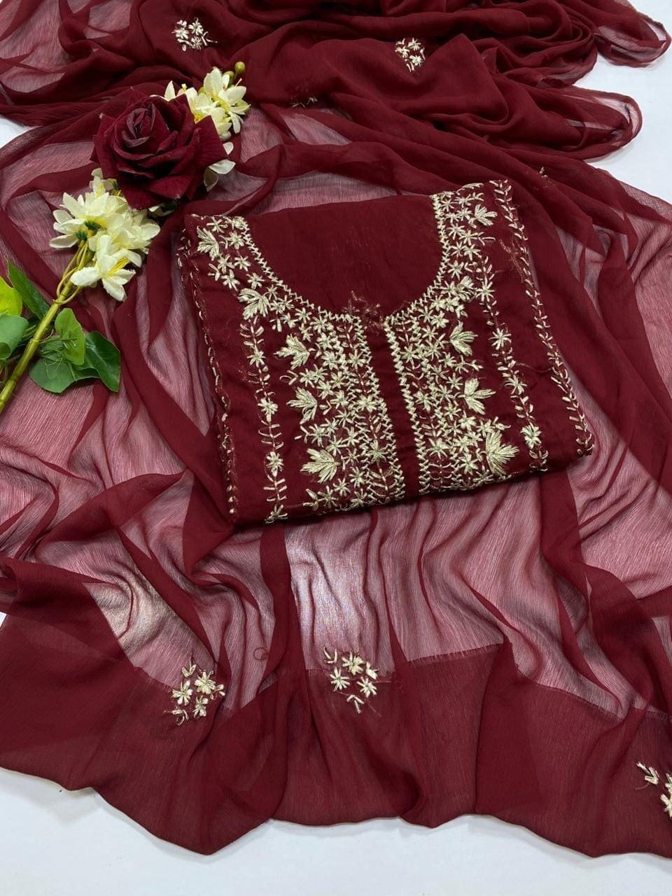 Handmade Pakka Multi Thread Work Suit